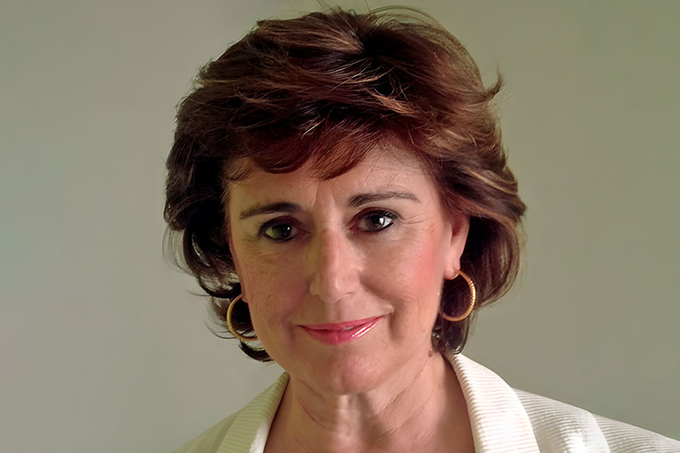 La doctora Ana Fernández-Teijeiro Álvarez, presidente de SEHOP.