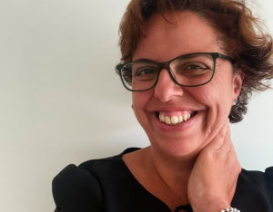 Azucena Santillán-García: “Las enfermeras deben realizar investigaciones pero también leerlas y aplicarlas en su día a día”